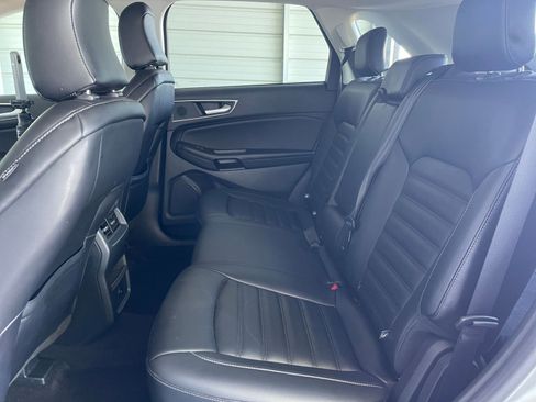 Used 2024 Ford Edge SEL image 25