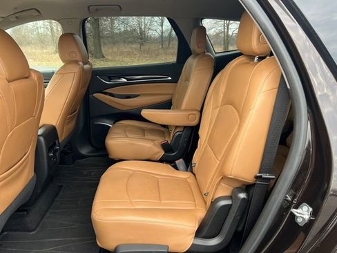 Used 2018 Buick Enclave Essence w/ Trailering Package image 5