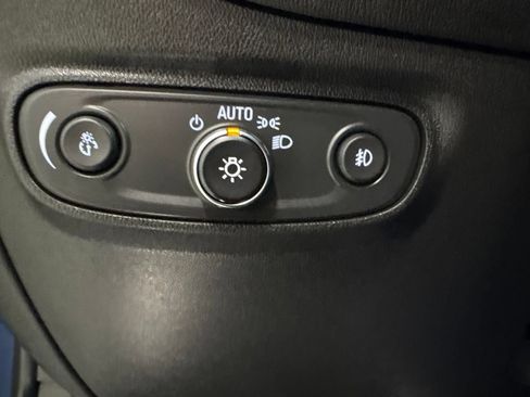 Used 2024 Chevrolet Equinox Premier AWD/4WD image 27