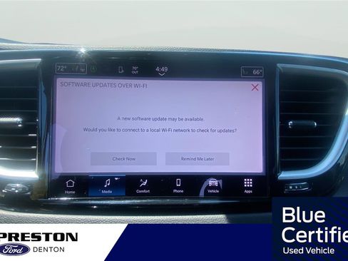 Used 2022 Chrysler Pacifica Touring-L FWD image 18
