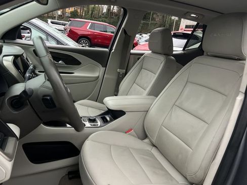 Used 2018 GMC Terrain Denali w/ Advanced Safety Package image 14