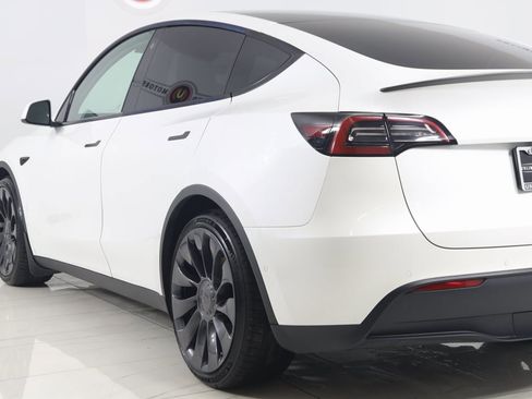 Used 2022 Tesla Model Y Performance image 25