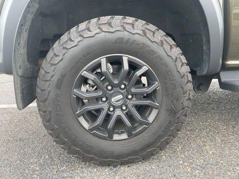 Certified 2025 Ford Ranger Raptor AWD/4WD image 3