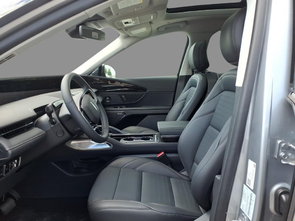 New 2026 Lincoln Nautilus Reserve w/ Jet Appearance Package AWD/4WD image 19