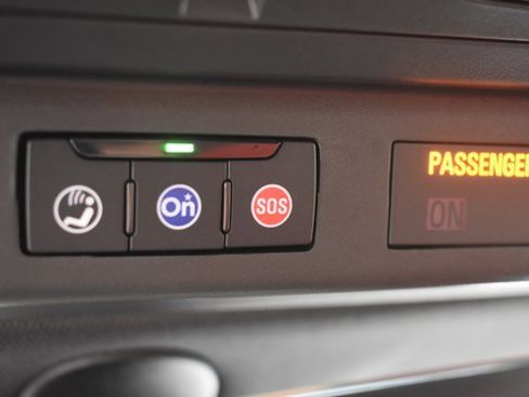 Used 2022 Chevrolet Camaro SS image 30