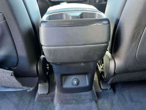 Used 2023 Kia Telluride S w/ S Sunroof Package AWD/4WD image 4