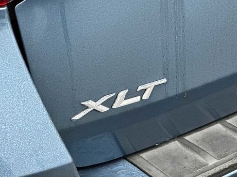 Used 2020 Ford Explorer XLT w/ Equipment Group 202A image 9