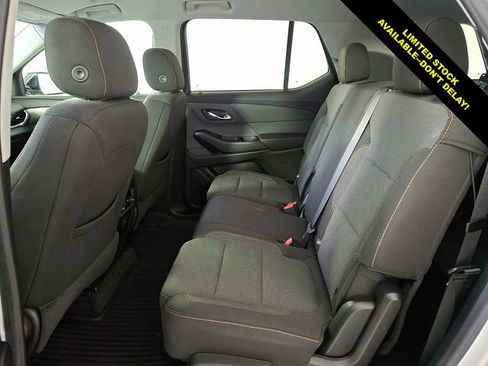 Used 2020 Chevrolet Traverse LS FWD image 12