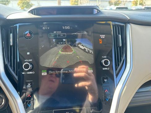 Used 2025 Subaru Outback Limited image 32