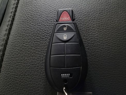 Used 2018 RAM 1500 Express RWD image 32