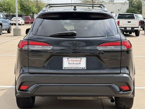 Used 2024 Toyota Corolla Cross XSE w/ Convenience Package image 5