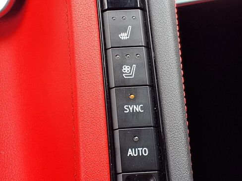 Used 2023 Chevrolet Corvette Stingray Preferred Conv RWD image 21