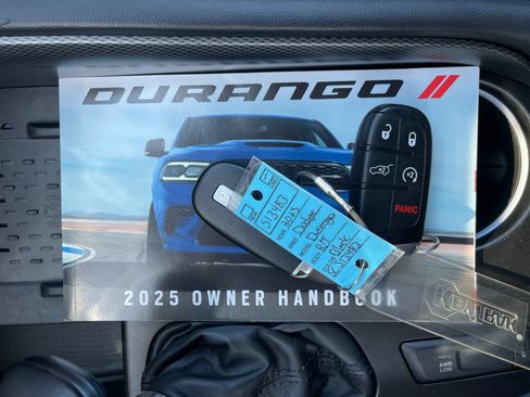 Used 2025 Dodge Durango R/T AWD/4WD image 10