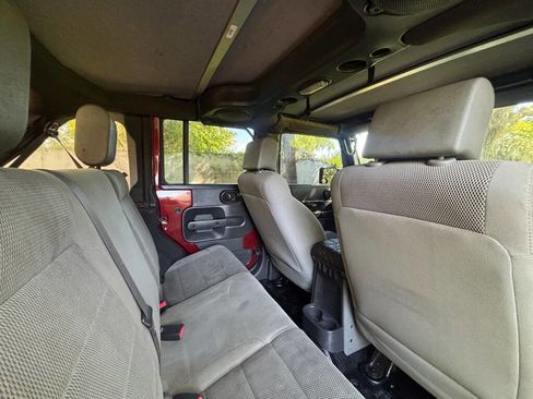 Used 2007 Jeep Wrangler Unlimited Sahara image 19