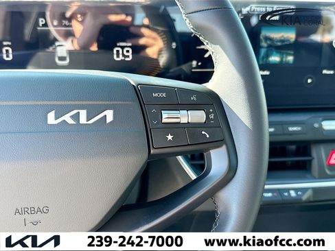 New 2026 Kia K4 EX image 35