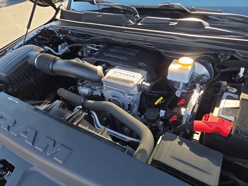 Certified 2022 RAM 1500 Big Horn AWD/4WD image 34