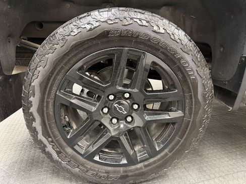 Certified 2025 Chevrolet Silverado 1500 LT Trail Boss w/ Convenience Package II AWD/4WD image 9