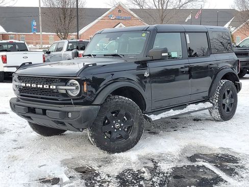 New 2025 Ford Bronco Outer Banks image 1