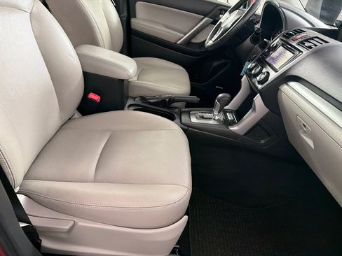 Used 2014 Subaru Forester 2.5i Touring w/ Protection Package #2 AWD/4WD image 24