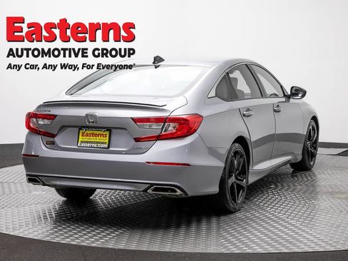 Used 2022 Honda Accord Sport image 4
