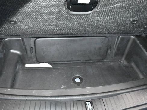 Used 2023 Jeep Grand Cherokee L Laredo image 31