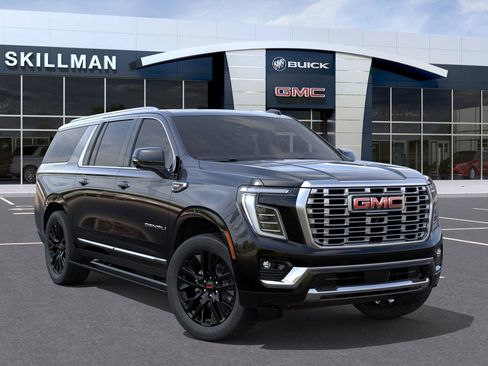 New 2026 GMC Yukon XL Denali w/ Denali Reserve Package image 7