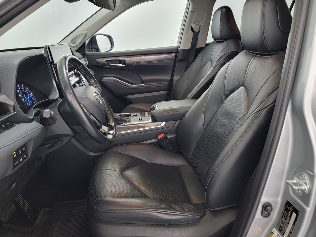 Used 2021 Toyota Highlander Limited AWD/4WD image 14