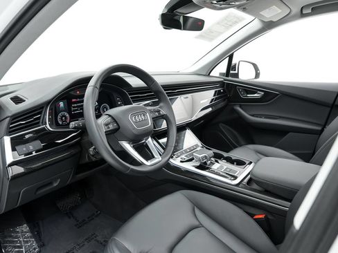 Used 2022 Audi Q7 3.0T Premium AWD/4WD image 4