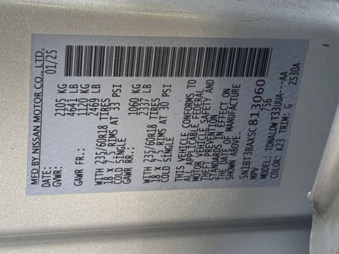 Used 2025 Nissan Rogue SV FWD image 25