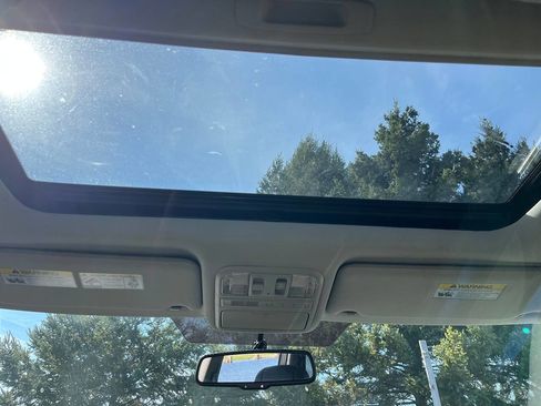 Used 2015 Honda Pilot Touring image 9