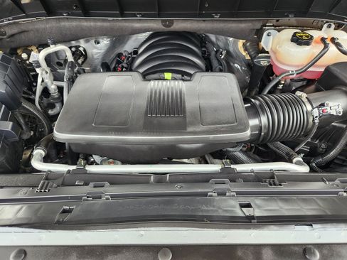 Used 2024 Chevrolet Silverado 1500 High Country w/ High Country Premium Package AWD/4WD image 25