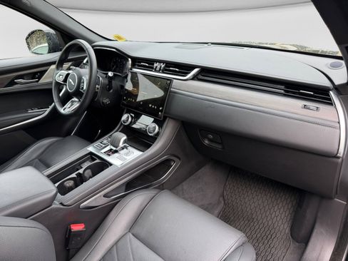 Used 2023 Jaguar F-PACE S AWD/4WD image 23