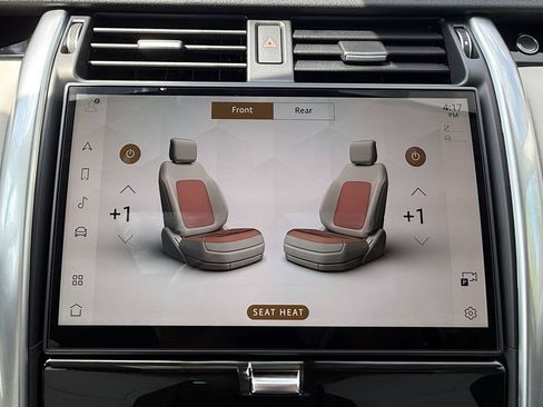 Certified 2025 Land Rover Discovery S image 23