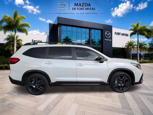 Used 2025 Subaru Ascent Onyx Edition AWD/4WD image 3