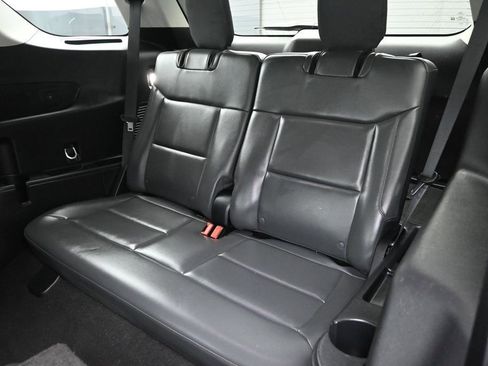Used 2025 Ford Explorer Active w/ Active Comfort Package RWD image 21