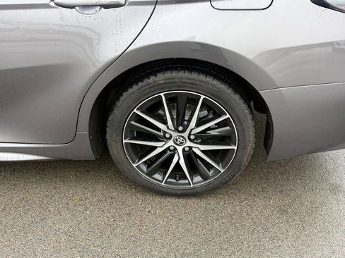 Used 2024 Toyota Camry SE image 25