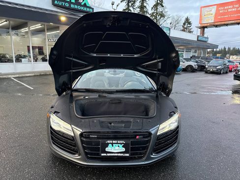 Used 2014 Audi R8 V10 image 16