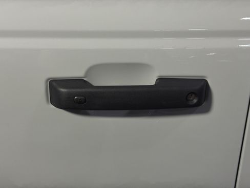 New 2026 Ford Bronco Outer Banks AWD/4WD image 16