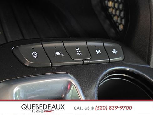 Used 2021 Chevrolet TrailBlazer ACTIV w/ Convenience Package FWD image 19