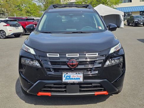 New 2026 Nissan Rogue SV AWD/4WD image 2