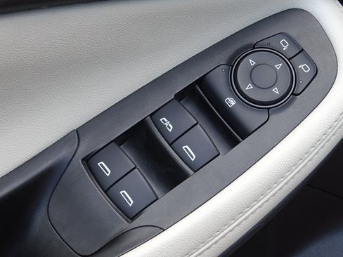 Used 2023 Buick Encore GX Preferred w/ Cold Weather Comfort Package image 12