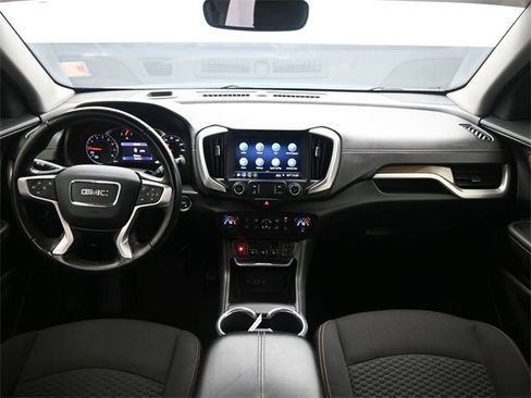 Used 2020 GMC Terrain SLE w/ Driver Convenience Package image 12