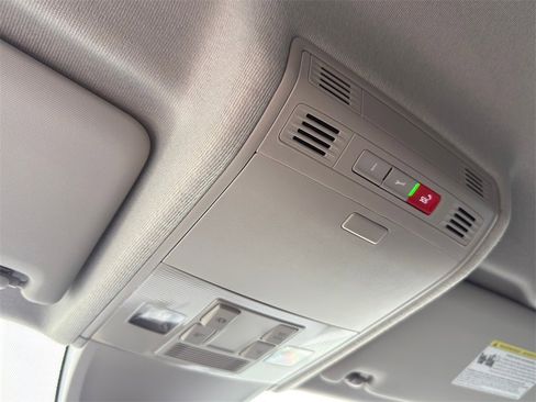 New 2024 Volkswagen Tiguan S image 21