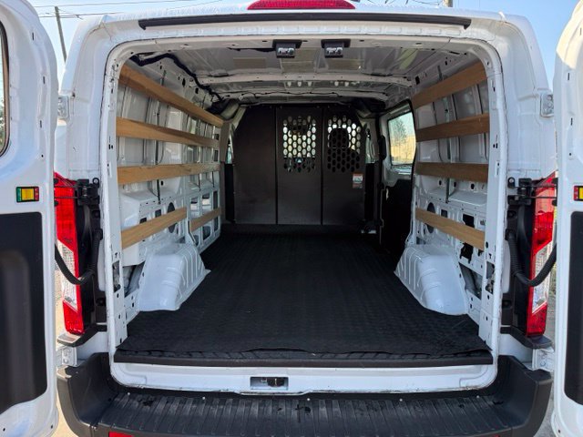Used 2025 Ford Transit 250 Low Roof w/ Exterior Upgrade Package RWD image 8