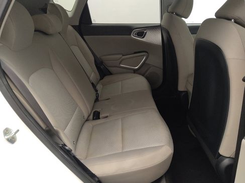 Used 2022 Kia Soul LX w/ Technology Package image 19