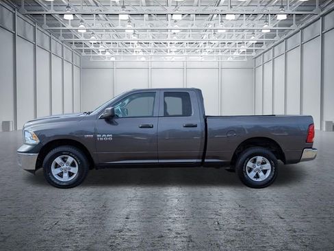 Used 2017 RAM 1500 ST w/ SXT Appearance Group AWD/4WD image 2
