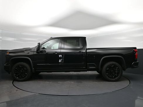 New 2026 Chevrolet Silverado 2500 High Country w/ High Country Premium Package AWD/4WD image 4