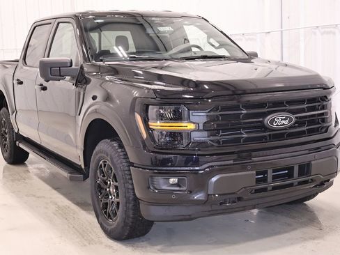 New 2026 Ford F150 XLT w/ Equipment Group 302A MID AWD/4WD image 3