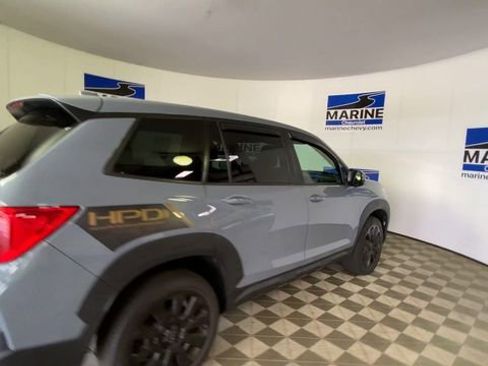 Used 2023 Honda Passport EX-L image 2