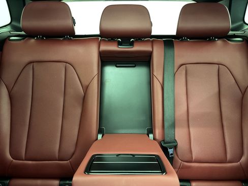 Used 2023 BMW X3 M40i w/ Parking Assistance Package image 27